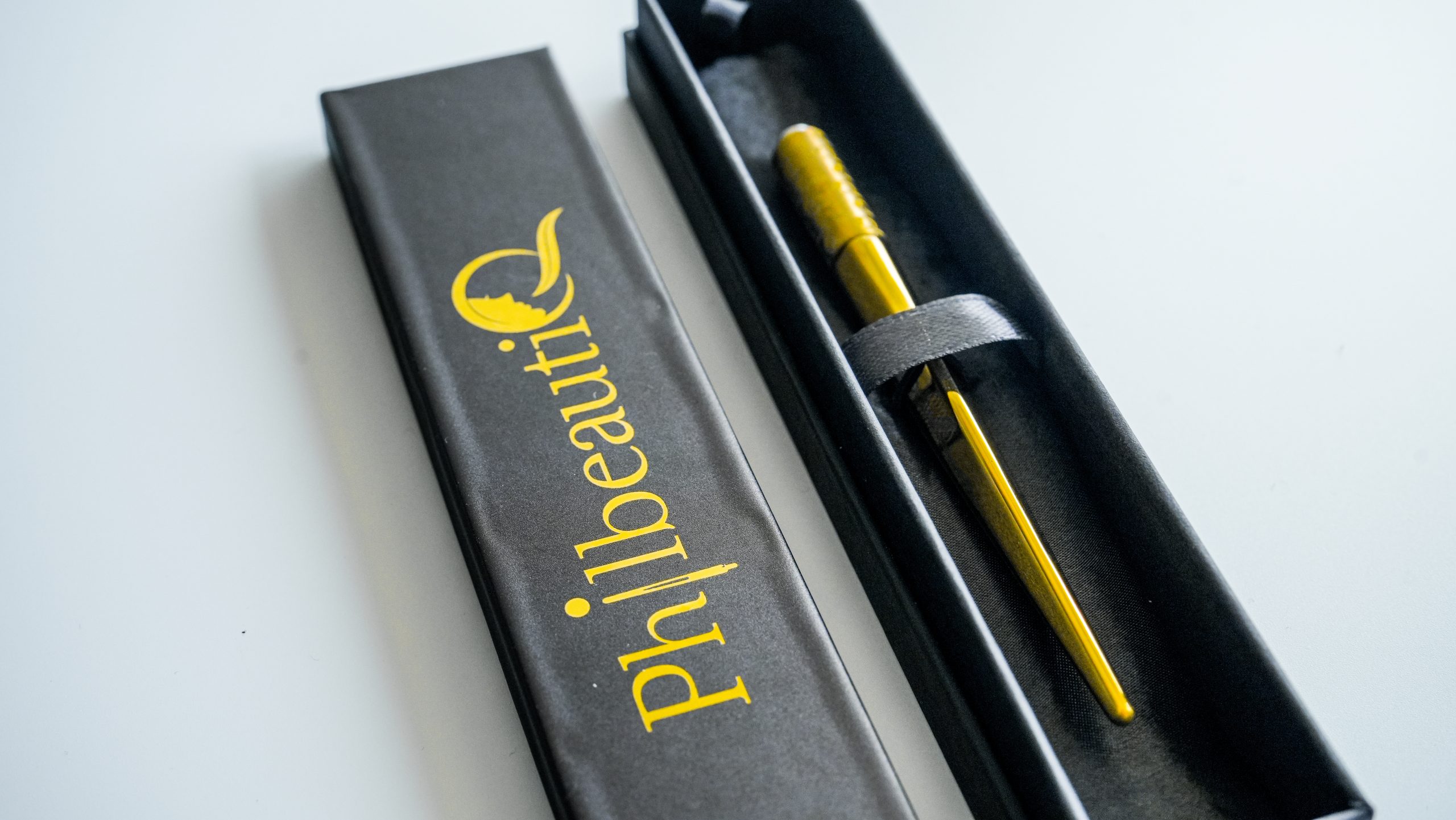 PhilbeautiQ Universal Blade Pen Holder PhilbeautiQ Universal Blade Pen Holder